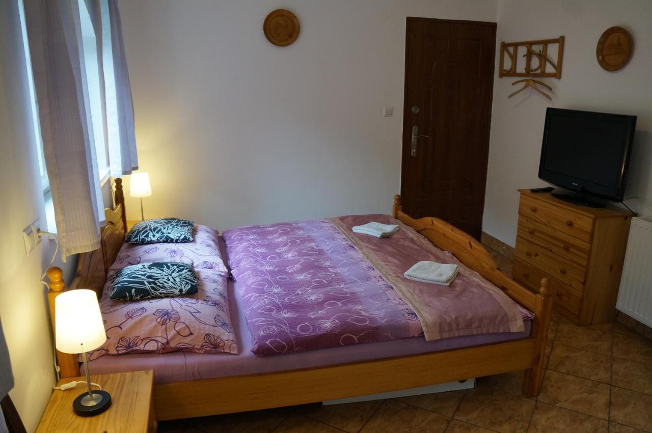 Penzion Kutil Trojanovice Frenštát pod Radhoštěm Exteriör bild