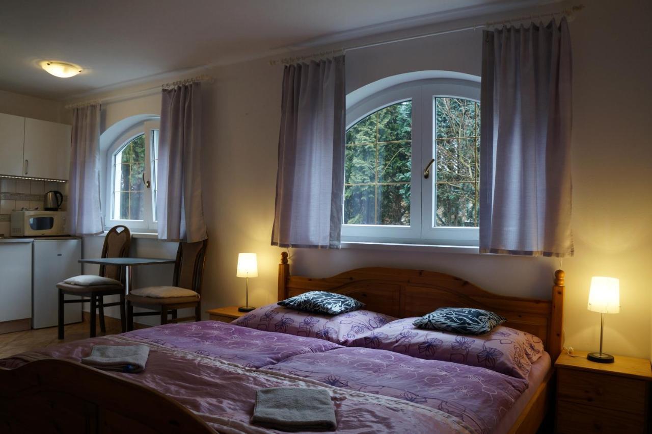 Penzion Kutil Trojanovice Frenštát pod Radhoštěm Exteriör bild